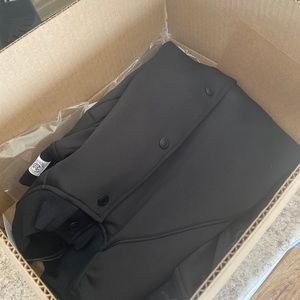 Reigning champ jacket size M